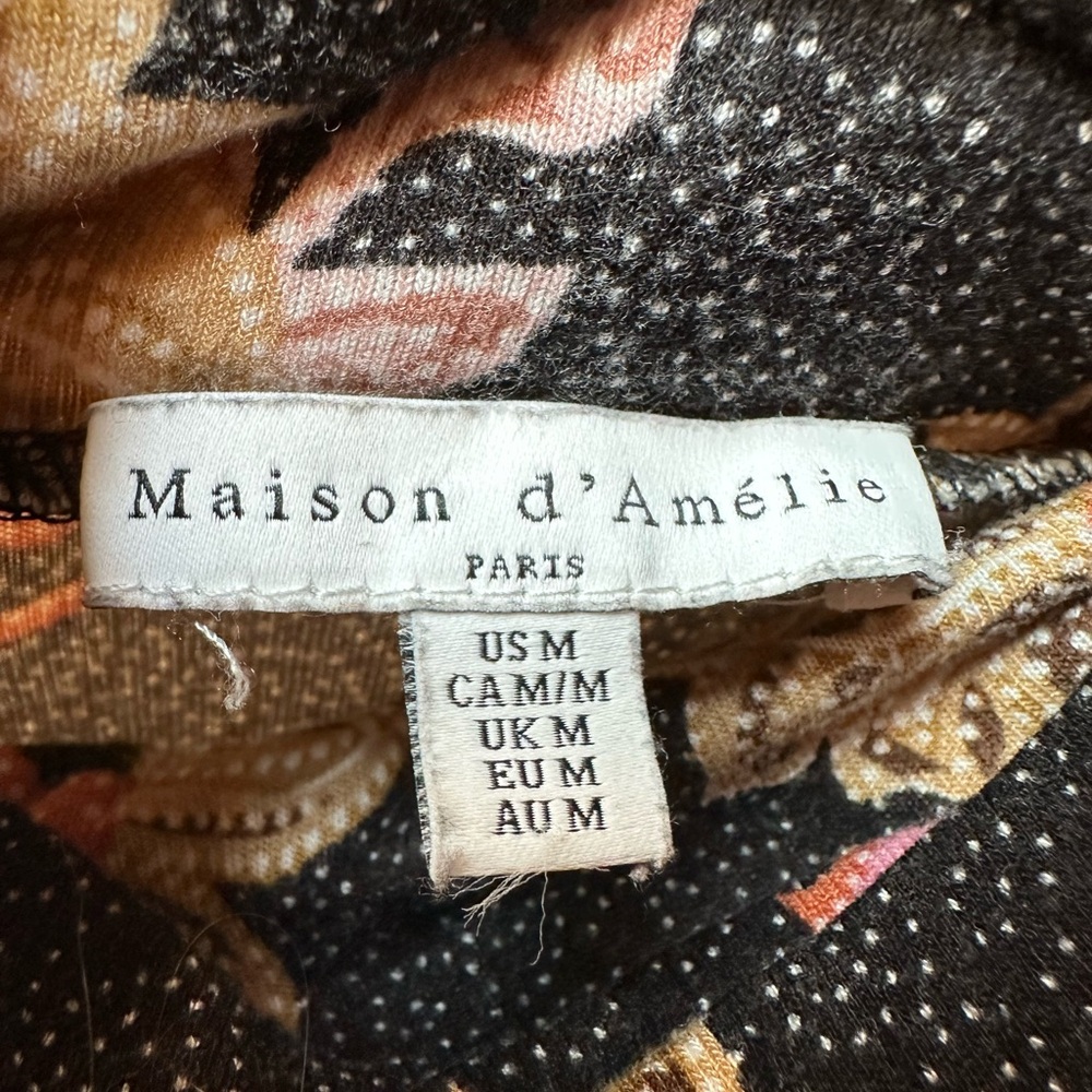 Floral Print Turtleneck Blouse - Picture 2 of 3